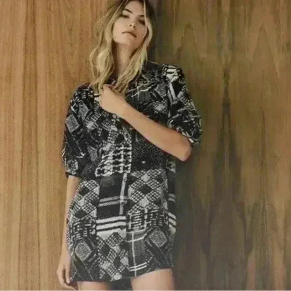 NWT Equipment Femme QUINNE archive print SILK SHIRT Mother of Pearl True Black